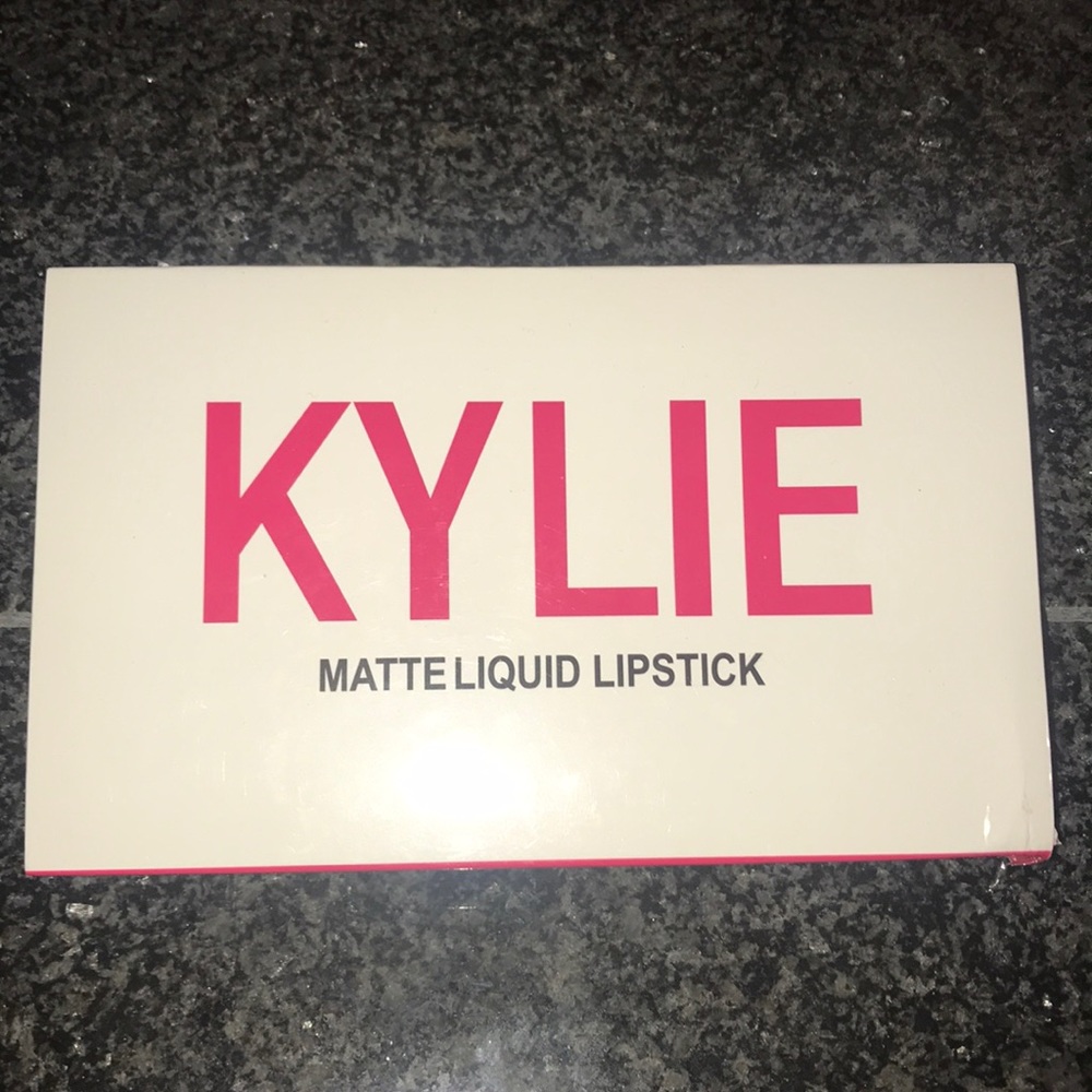 Kylie matte lipstick
